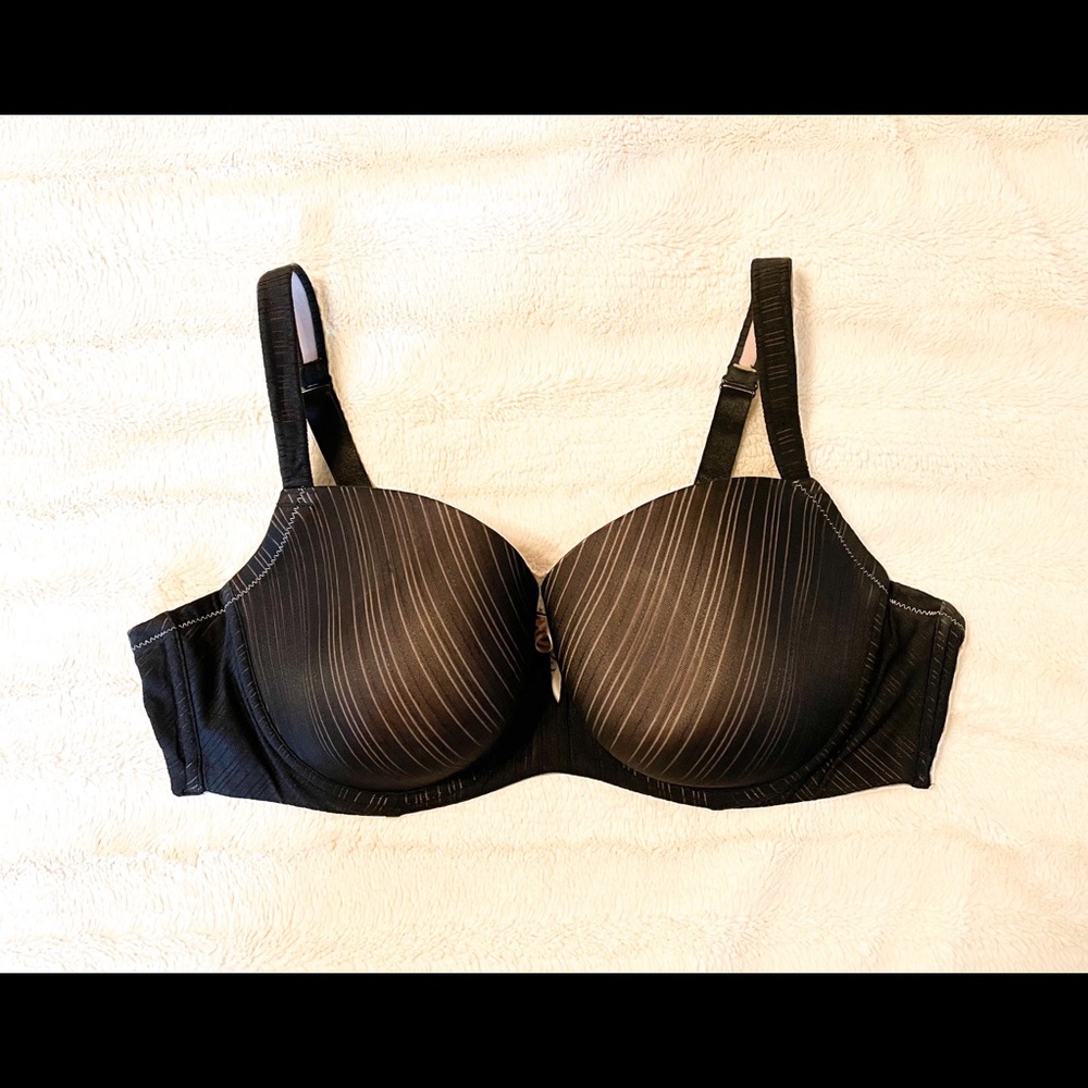 🌼 2/$25 🌼 Deesse t-shirt bra